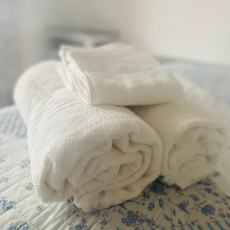 Private Pool With Stunning Views Of The Chateau!! Old Barn Rouffignac Saint-Cernin