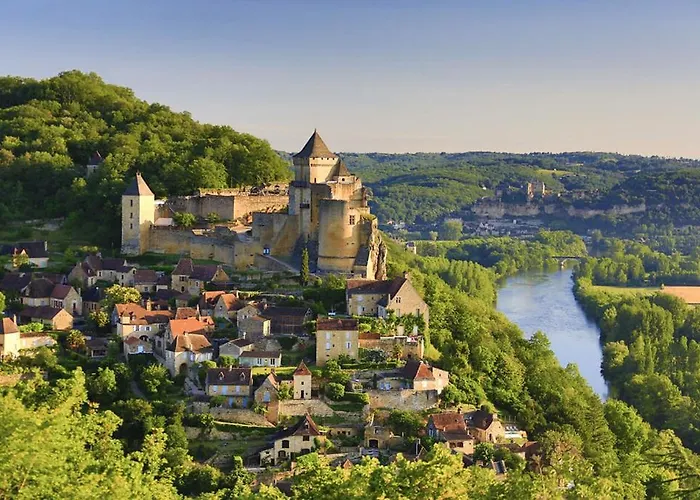 Private Pool With Stunning Views Of The Chateau!! Old Barn 펜션