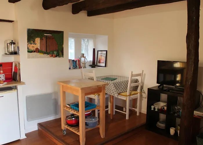 펜션 Private Pool With Stunning Views Of The Chateau!! Old Barn *