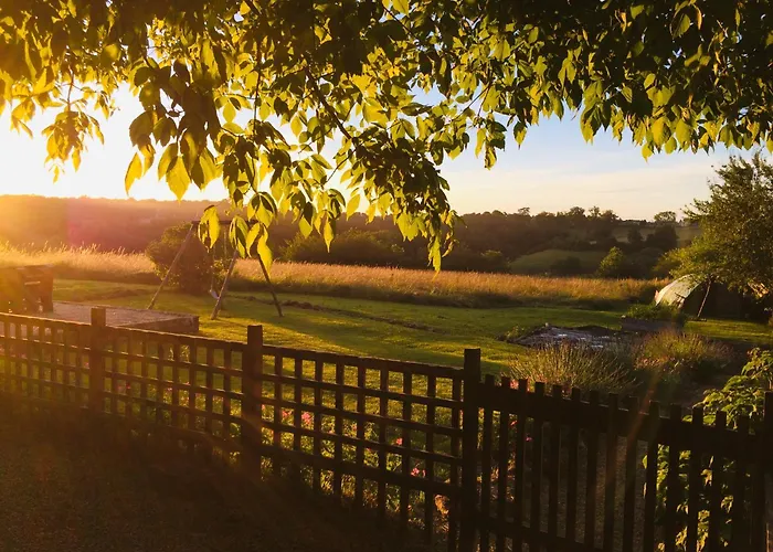 Private Pool With Stunning Views Of The Chateau!! Old Barn 펜션 Rouffignac Saint-Cernin